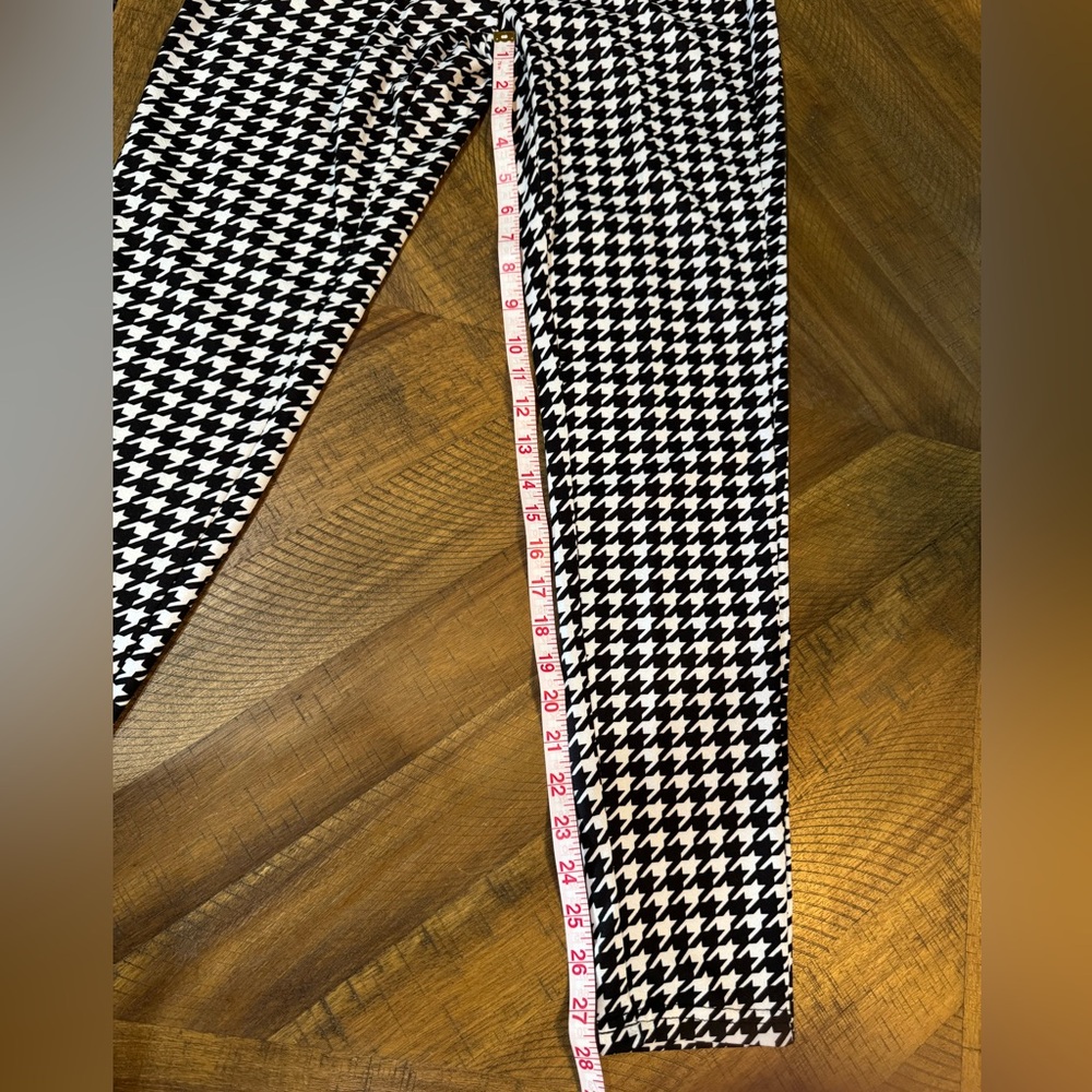 SHEIN Monochrome Houndstooth Cropped Pants NWOT - Picture 6 of 10